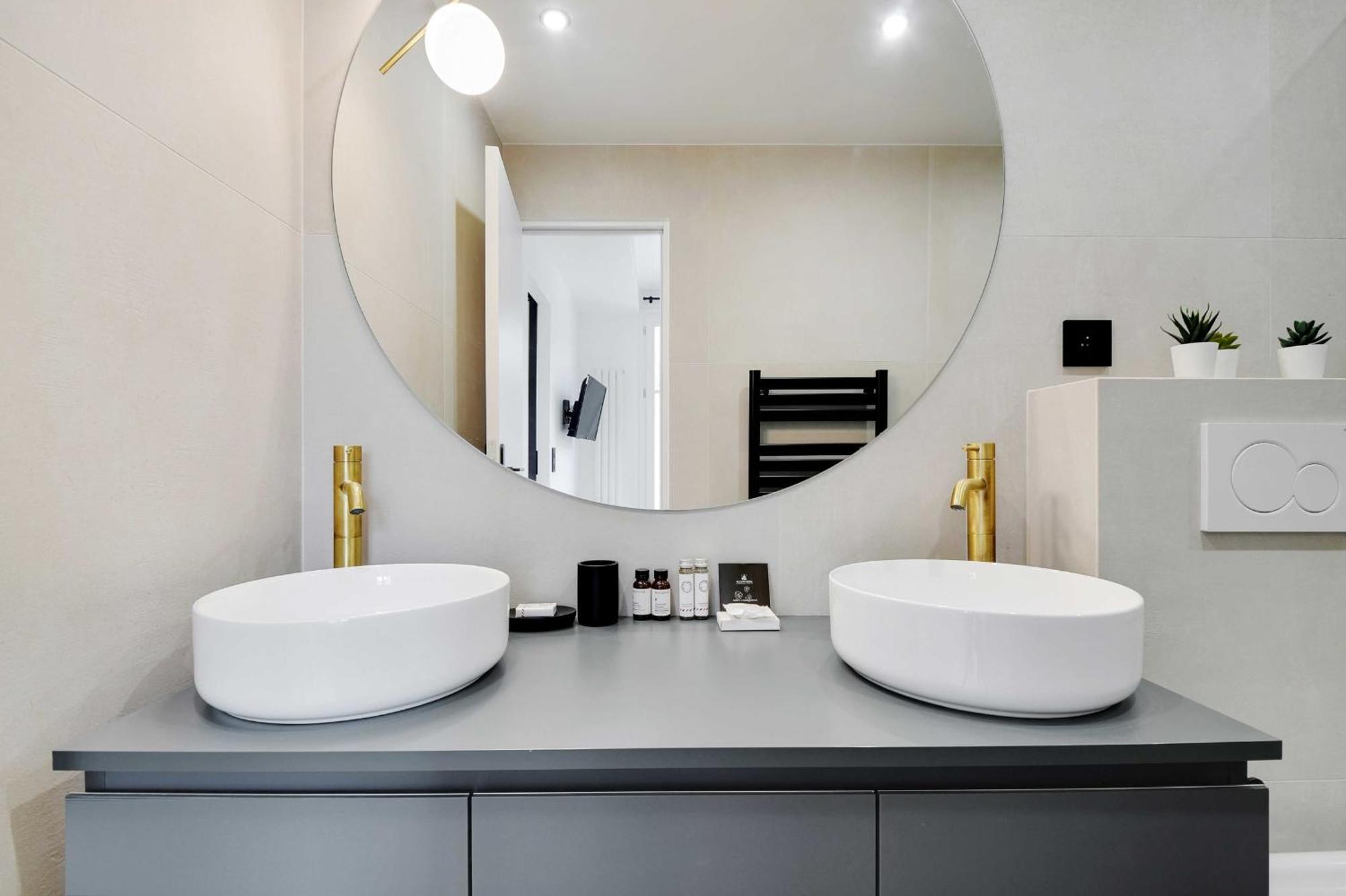 Amazing Apartment 1Br4P Cremieux Gare De Lyon Paris Bagian luar foto